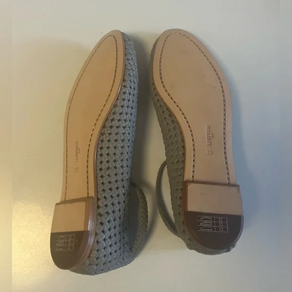 Lotusse handmade Spanish woven flats, grey, 39/8.5, NWT in box - Picture 3 of 4
